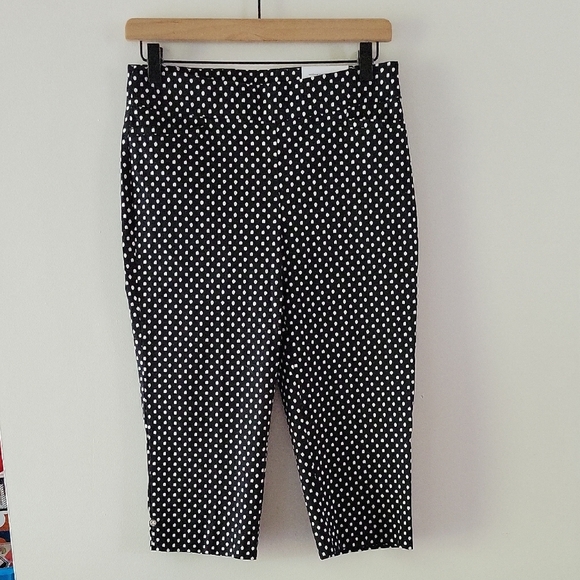 NWT Chico's Brigitte Dot Capri in Black Size 2 - Picture 1 of 7
